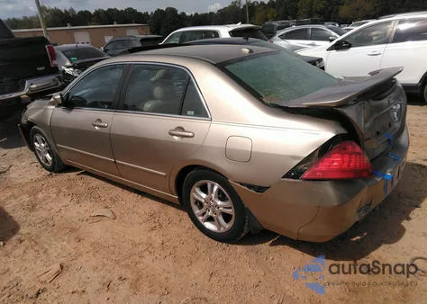 2006 Honda Accord 2.4 Ex из США, поврежденный, VIN 1HGCM56886A136439
